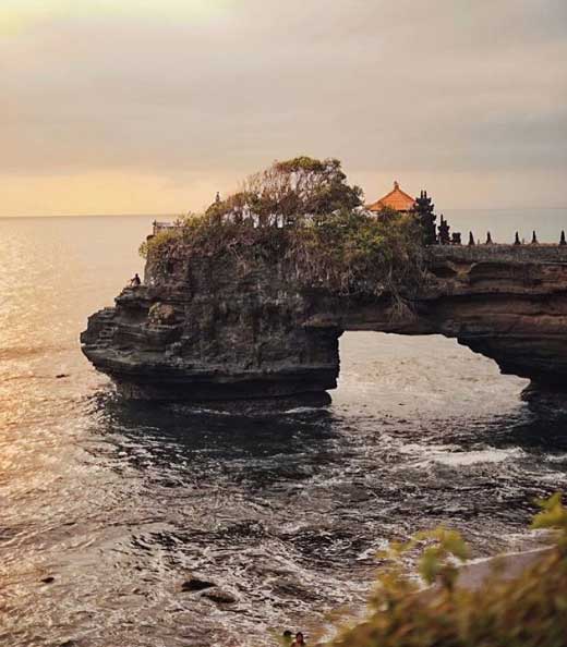 wisata pantai pra batu bolong lombok