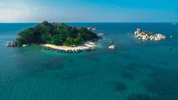 wisata pantai tanjung kelayang belitung