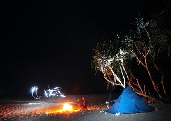 Camping di Pantai Tlepuk
