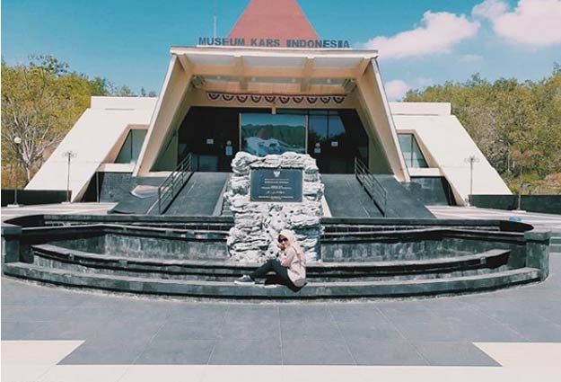 Jam Buka Museum Ronggowarsito Semarang : Harga Tiket dan Jam Buka Wisata Lawang Sewu Semarang ...