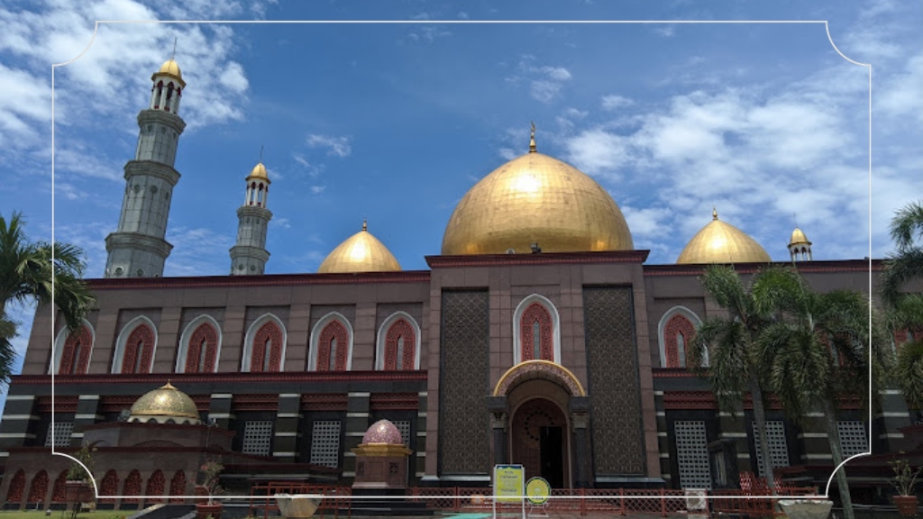 Masjid Kubah Emas Dian Al-Mahri Depok