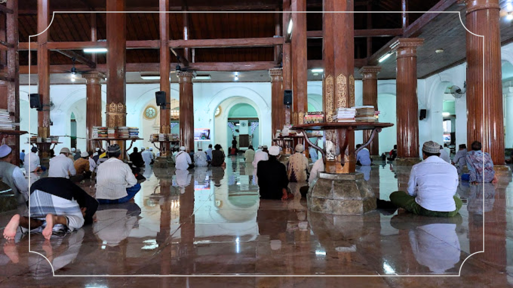 Sejarah Masjid Agung Sunan Ampel