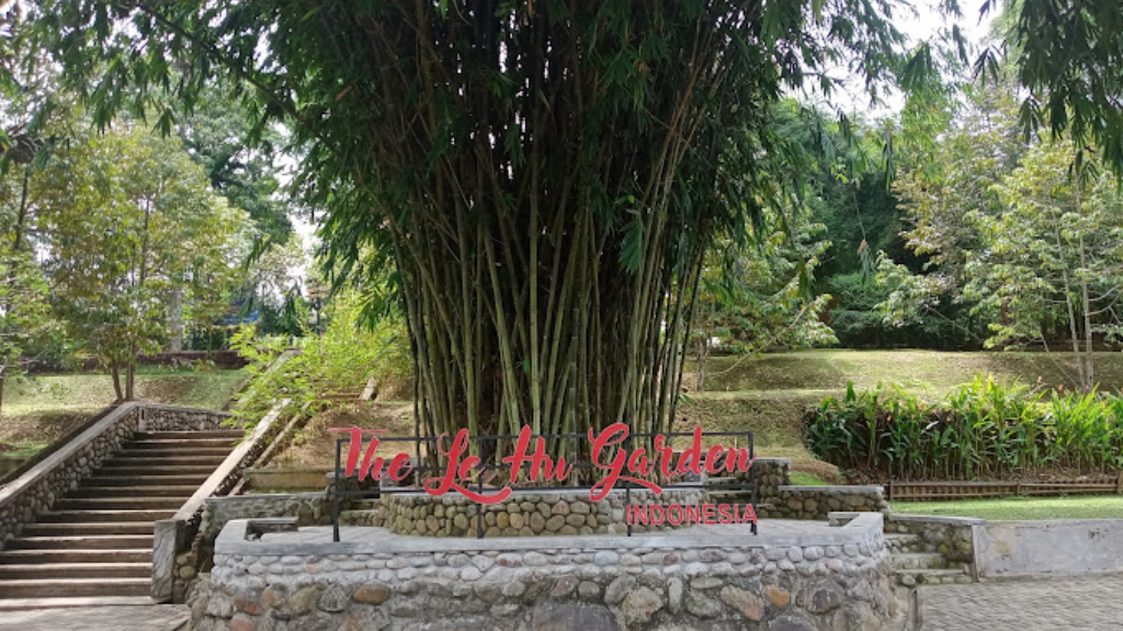 Taman The Le Hu Garden